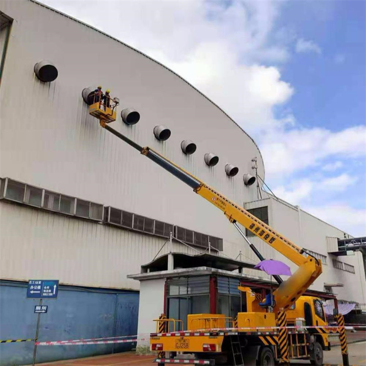 江阳高空作业车出租服务：专业广告牌安装解决方案